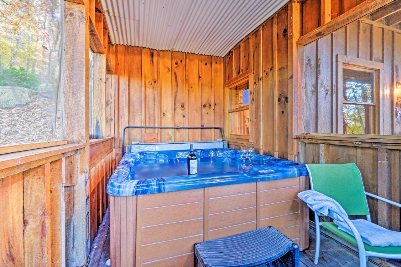 Grin N Bear It Cabin With Hot Tub And Fire Pit! Pigeon Forge Exterior foto